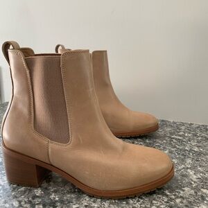 Nisolo Ana Go-To Heeled Chelsea Boot, in Almond
